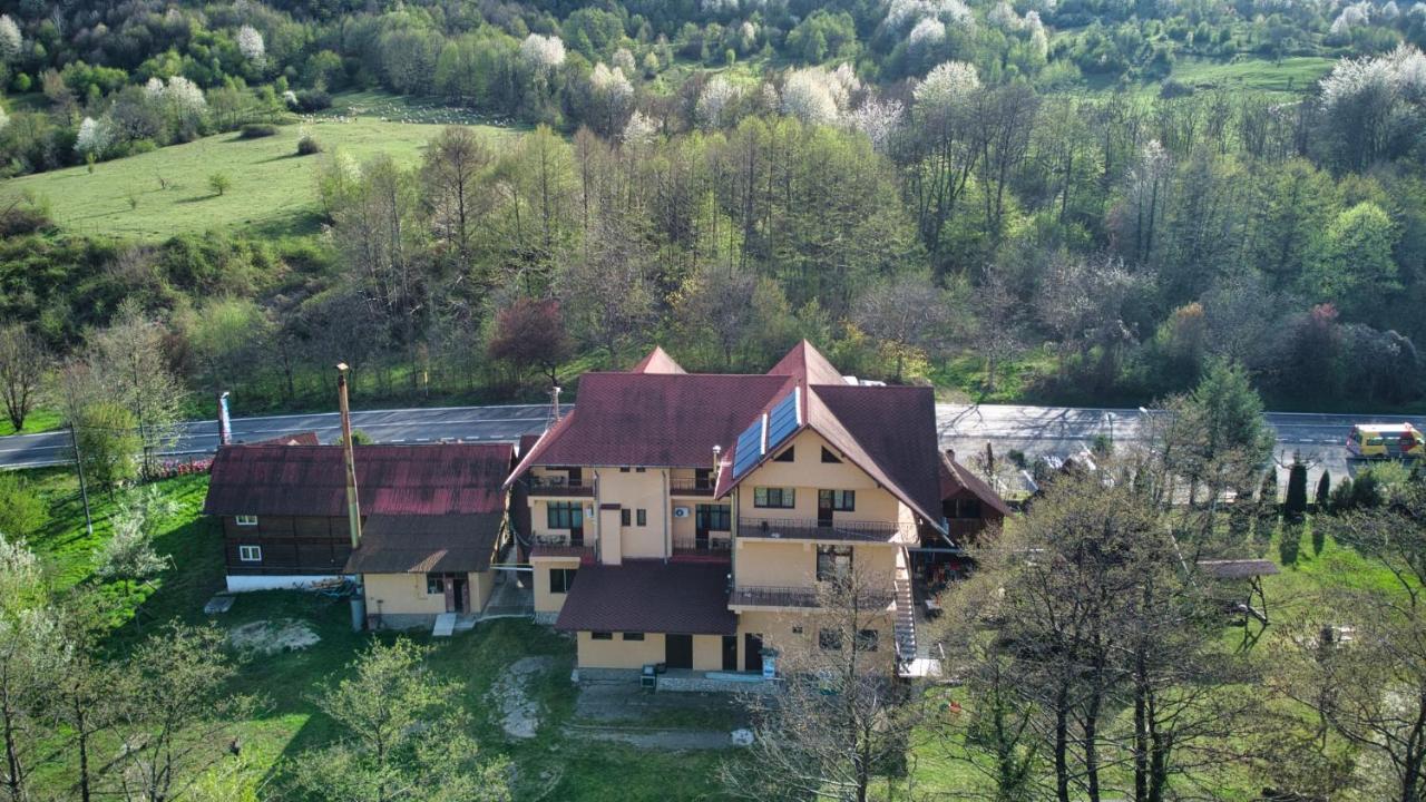 Motel Seaca Călimăneşti Bagian luar foto