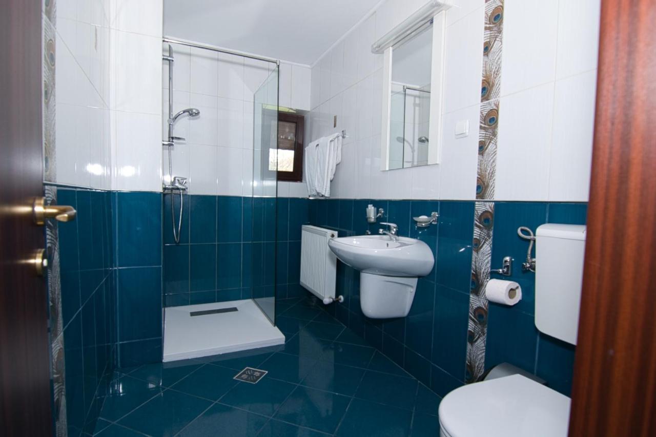 Motel Seaca Călimăneşti Bagian luar foto